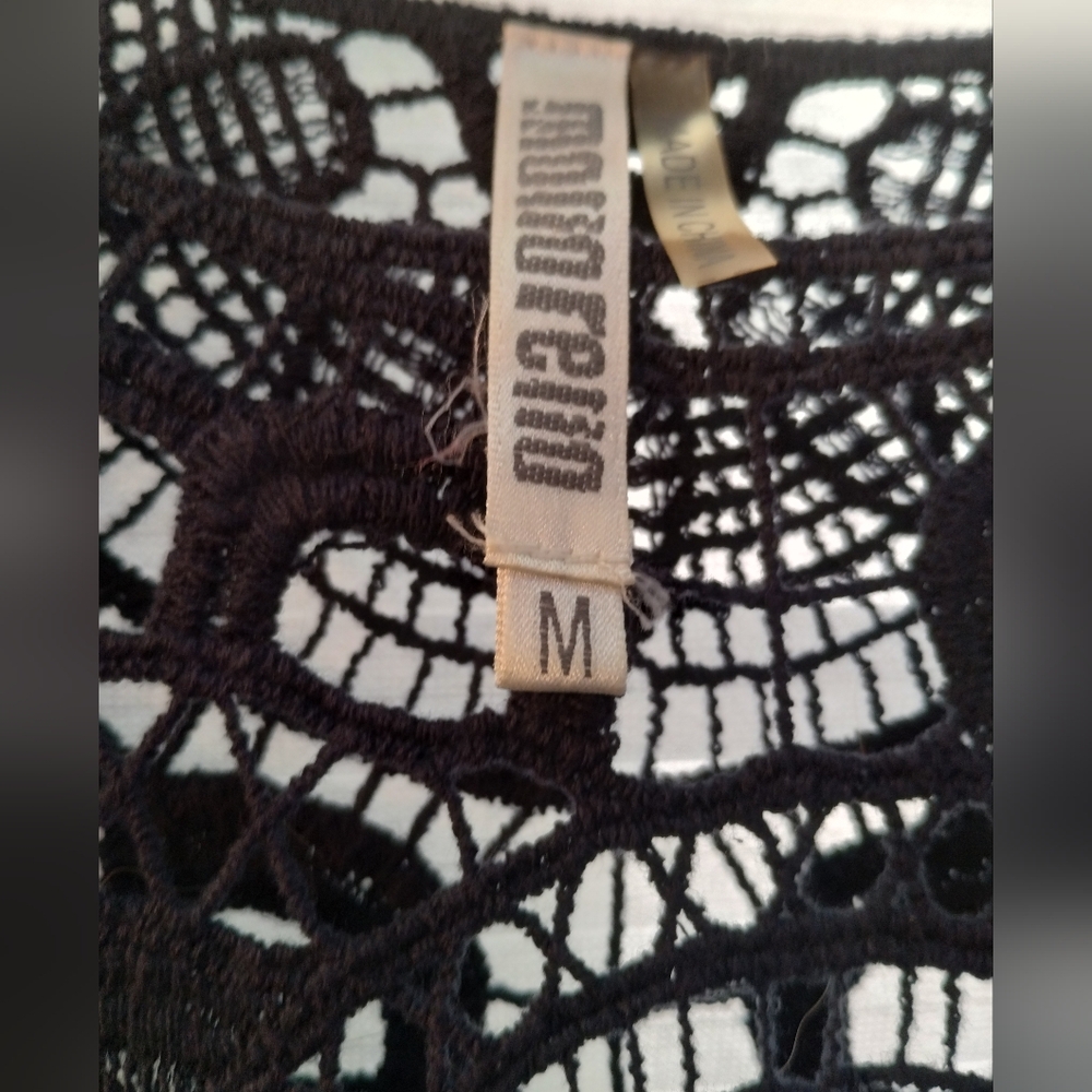 Mollo Rello Dark Blue Lace Top & Tank - Picture 3 of 7